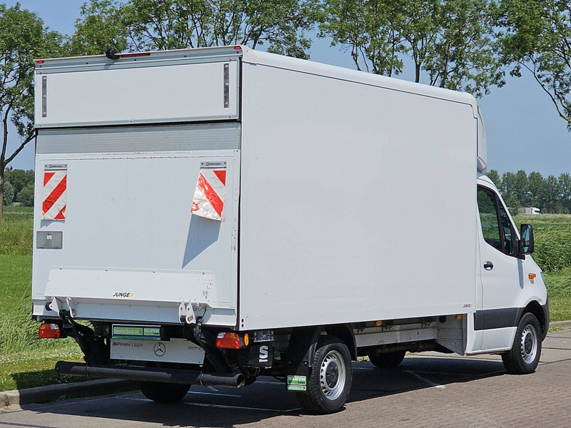 Mercedes-Benz Sprinter 317 Bakwagen Laadklep! - Koffer Transporter: das Bild 3 Mercedes-Benz Sprinter 317 Bakwagen Laadklep! - Koffer Transporter: das Bild 3