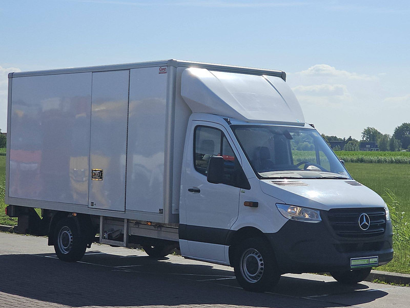 Mercedes-Benz Sprinter 317 Bakwagen Laadklep! - Koffer Transporter: das Bild 5 Mercedes-Benz Sprinter 317 Bakwagen Laadklep! - Koffer Transporter: das Bild 5