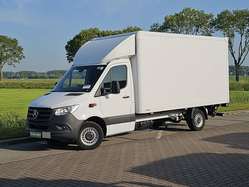 Mercedes-Benz Sprinter 317 Bakwagen Laadklep! - Koffer Transporter: das Bild 2 Mercedes-Benz Sprinter 317 Bakwagen Laadklep! - Koffer Transporter: das Bild 2