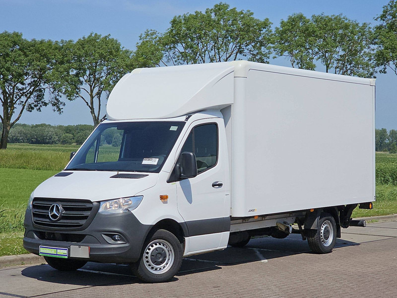 Mercedes-Benz Sprinter 317 Bakwagen Laadklep! - Koffer Transporter: das Bild 2 Mercedes-Benz Sprinter 317 Bakwagen Laadklep! - Koffer Transporter: das Bild 2