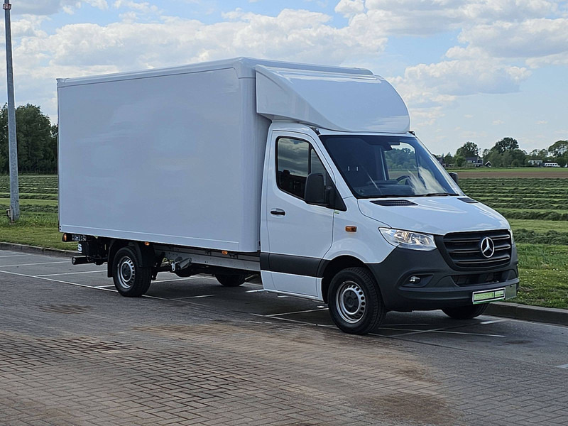 Mercedes-Benz Sprinter 317 Bakwagen Laadklep! - Koffer Transporter: das Bild 5 Mercedes-Benz Sprinter 317 Bakwagen Laadklep! - Koffer Transporter: das Bild 5