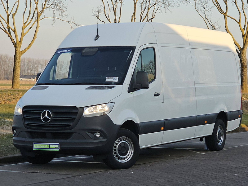 Mercedes-Benz Sprinter 317 CDI AUT. L3H2 - Kastenwagen: das Bild 2 Mercedes-Benz Sprinter 317 CDI AUT. L3H2 - Kastenwagen: das Bild 2
