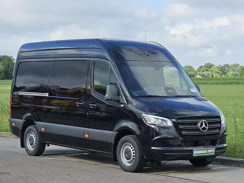 Mercedes-Benz Sprinter 319 L2H2 LED Mbux 190Pk! - Kastenwagen: das Bild 5 Mercedes-Benz Sprinter 319 L2H2 LED Mbux 190Pk! - Kastenwagen: das Bild 5