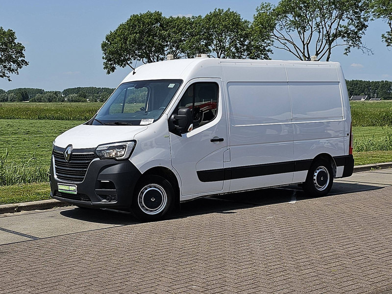 Renault Master 2.3 DCI 130 L2H2 - Kastenwagen: das Bild 2 Renault Master 2.3 DCI 130 L2H2 - Kastenwagen: das Bild 2