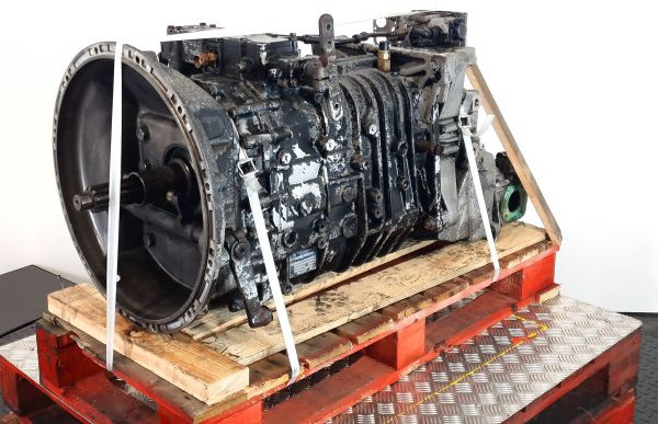 ZF 6S1600 Gearbox - Getriebe: das Bild 1 ZF 6S1600 Gearbox - Getriebe: das Bild 1