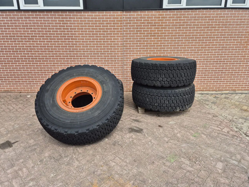Bridgestone 20.5R25 - Reifen: das Bild 1 Bridgestone 20.5R25 - Reifen: das Bild 1