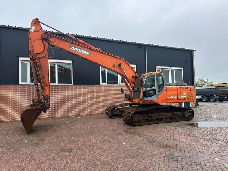 Doosan DX255LC - Kettenbagger: das Bild 1 Doosan DX255LC - Kettenbagger: das Bild 1