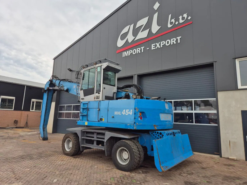 Fuchs MHL454 - Umschlagbagger: das Bild 4 Fuchs MHL454 - Umschlagbagger: das Bild 4