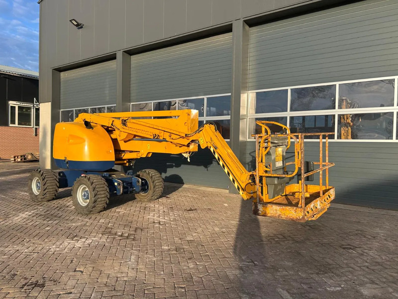 JLG 450AJ - Gelenkarmbühne: das Bild 2 JLG 450AJ - Gelenkarmbühne: das Bild 2