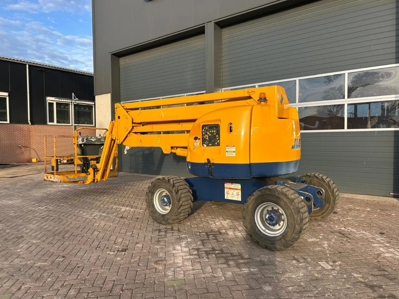 JLG 450AJ - Gelenkarmbühne: das Bild 3 JLG 450AJ - Gelenkarmbühne: das Bild 3