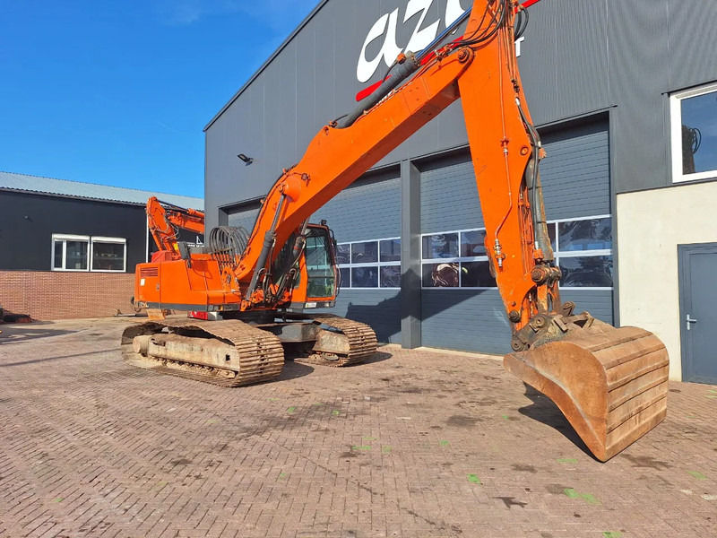 Liebherr R932 - Kettenbagger: das Bild 2 Liebherr R932 - Kettenbagger: das Bild 2