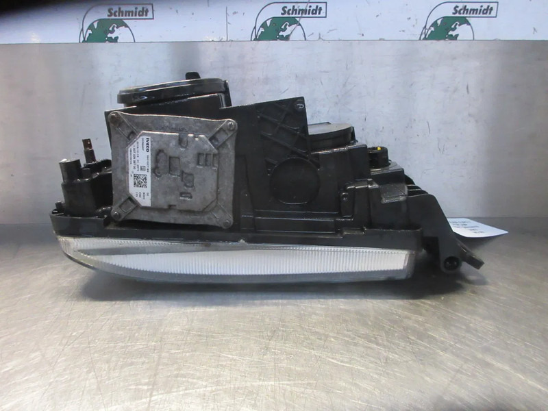 Iveco 5801639118 KOPLAMP IVECO HI WAY EURO 6 - Hauptscheinwerfer für LKW: das Bild 4 Iveco 5801639118 KOPLAMP IVECO HI WAY EURO 6 - Hauptscheinwerfer für LKW: das Bild 4