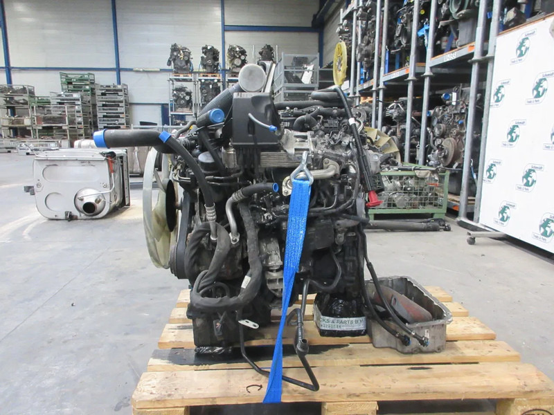 Mercedes-Benz A 651 010 51 20 RUILMOTOR MET SCHADEN VOOR EXPORT BENZ 516 EURO 6 - Motor für LKW: das Bild 3 Mercedes-Benz A 651 010 51 20 RUILMOTOR MET SCHADEN VOOR EXPORT BENZ 516 EURO 6 - Motor für LKW: das Bild 3