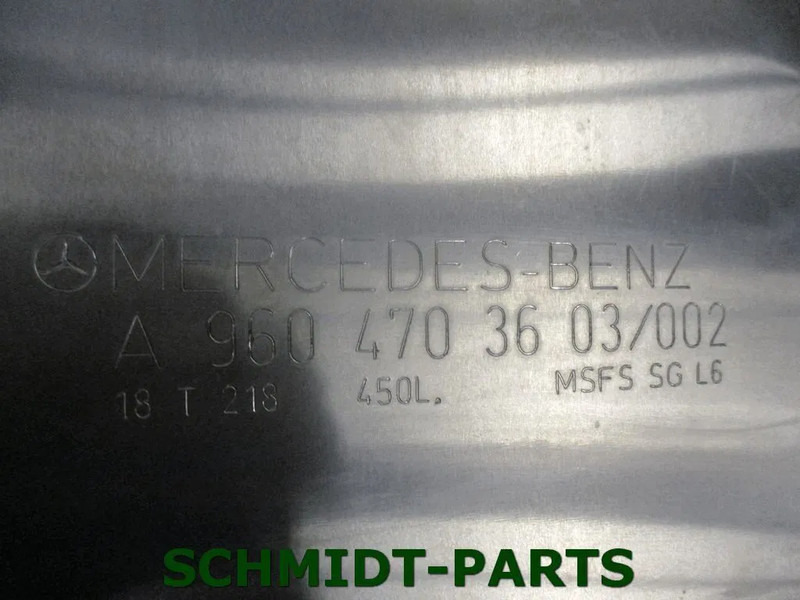 Mercedes-Benz A 960 470 36 03 DIESELTANK NIEUWE 10 X OP VOORRAAD MERCEDES ACTROS - Kraftstofftank für LKW: das Bild 4 Mercedes-Benz A 960 470 36 03 DIESELTANK NIEUWE 10 X OP VOORRAAD MERCEDES ACTROS - Kraftstofftank für LKW: das Bild 4