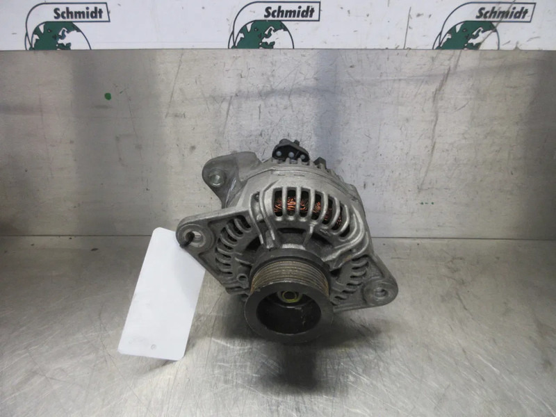 Volvo 22591477 // 85020836 // 85026836 DYNAMO VOLVO FH 460 EURO 6 - Lichtmaschine für LKW: das Bild 2 Volvo 22591477 // 85020836 // 85026836 DYNAMO VOLVO FH 460 EURO 6 - Lichtmaschine für LKW: das Bild 2