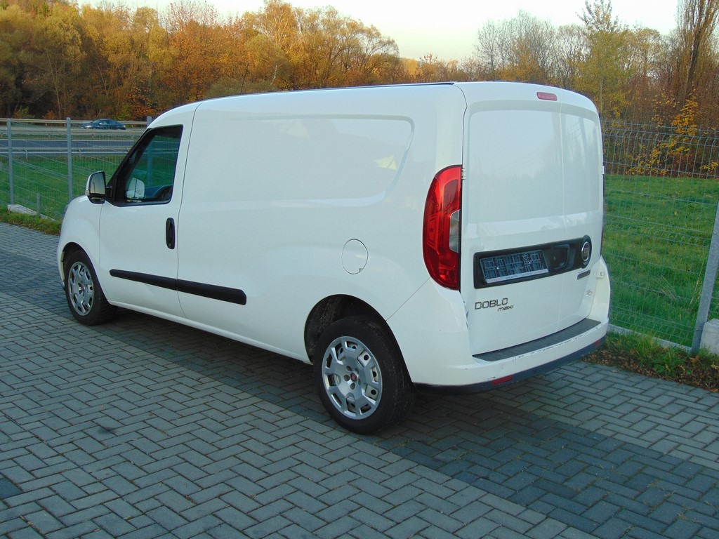 FIAT Doblo 1,6 MultiJet 105KM MAXI MAX - Kleintransporter: das Bild 3 FIAT Doblo 1,6 MultiJet 105KM MAXI MAX - Kleintransporter: das Bild 3