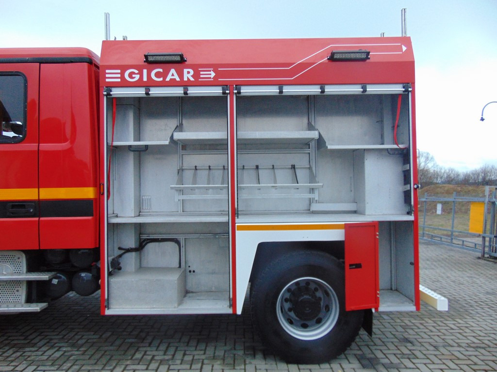 Feuerwehrfahrzeug MERCEDES-BENZ Actros 2031 V8 GICAR: das Bild 10