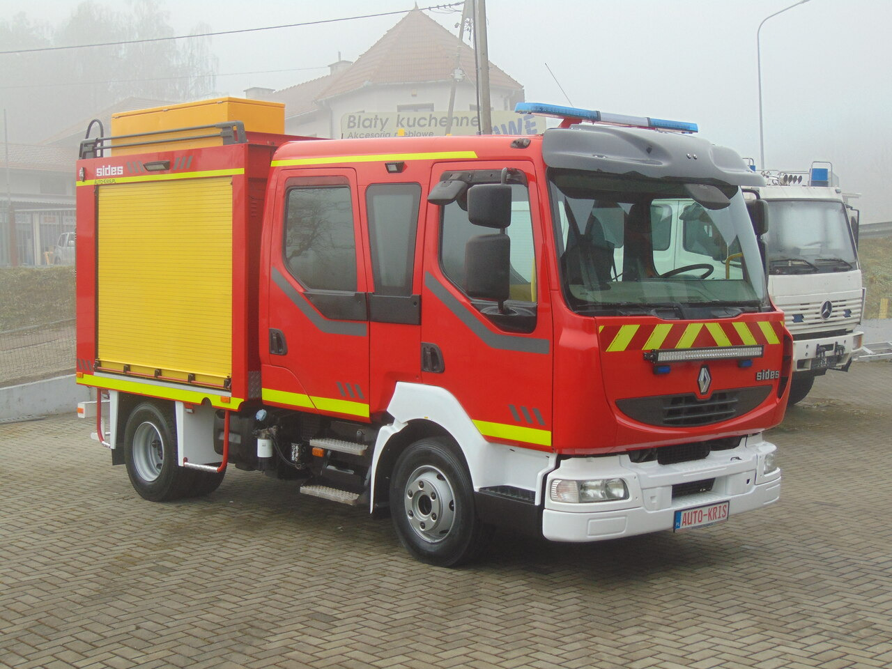 RENAULT Midlum 220DXi SIDES - Feuerwehrfahrzeug: das Bild 2 RENAULT Midlum 220DXi SIDES - Feuerwehrfahrzeug: das Bild 2