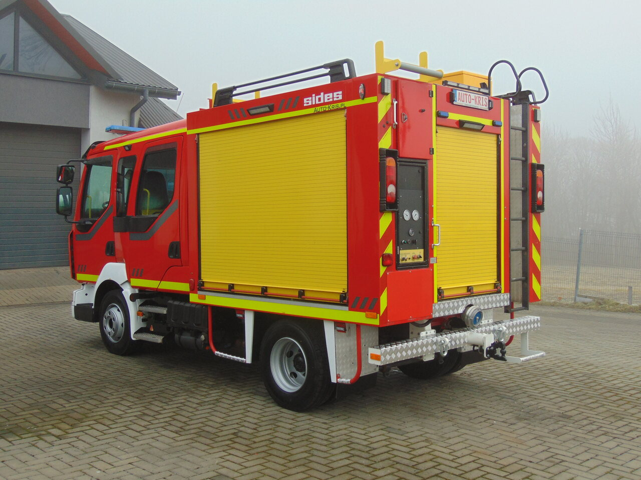RENAULT Midlum 220DXi SIDES - Feuerwehrfahrzeug: das Bild 3 RENAULT Midlum 220DXi SIDES - Feuerwehrfahrzeug: das Bild 3
