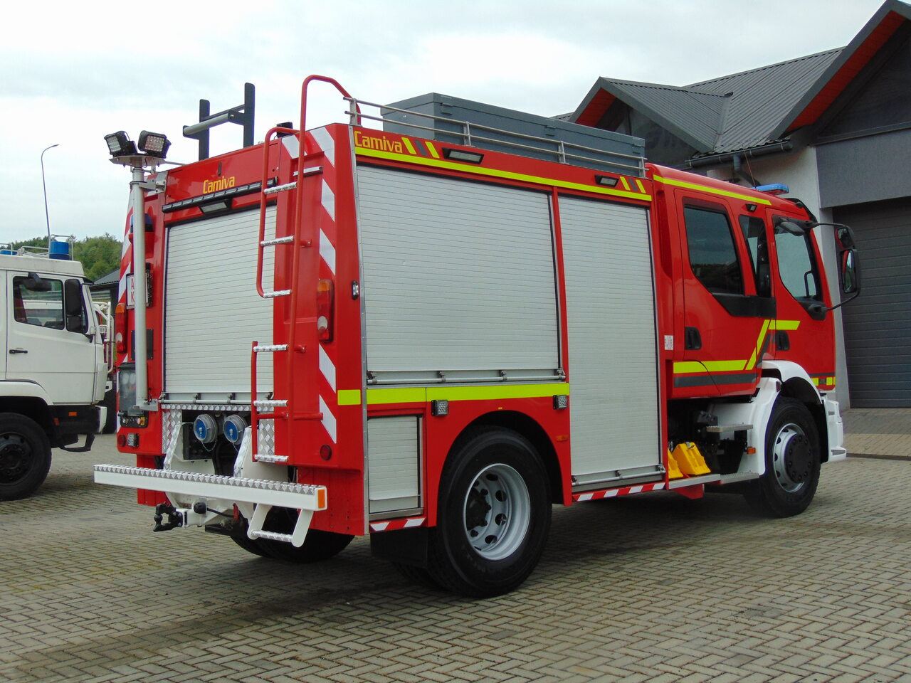 RENAULT Midlum 270dCi Camiva - Feuerwehrfahrzeug: das Bild 4 RENAULT Midlum 270dCi Camiva - Feuerwehrfahrzeug: das Bild 4