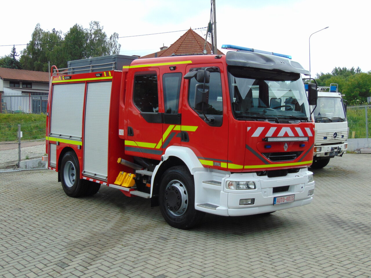RENAULT Midlum 270dCi Camiva - Feuerwehrfahrzeug: das Bild 2 RENAULT Midlum 270dCi Camiva - Feuerwehrfahrzeug: das Bild 2