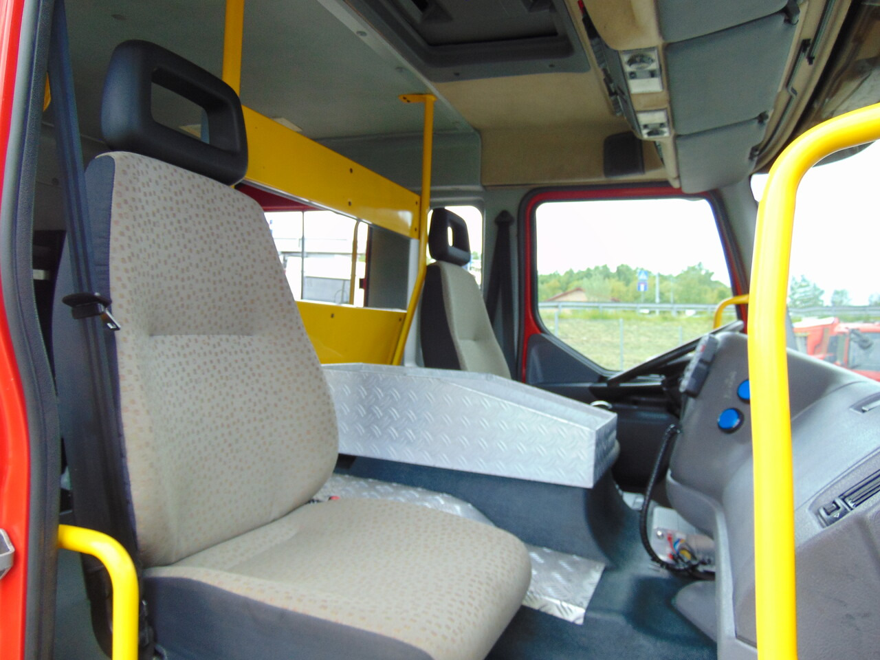 Feuerwehrfahrzeug RENAULT Premium 260 GICAR: das Bild 18