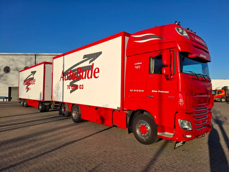 DAF XF106-530 / DEB / COMPLETE COMBI / SIDE DOORS / 2XPLATFORM 2500KG / ONLY:773032 KM / LWDS / LEATHER / EURO-6 / 2017 - Koffer LKW: das Bild 3 DAF XF106-530 / DEB / COMPLETE COMBI / SIDE DOORS / 2XPLATFORM 2500KG / ONLY:773032 KM / LWDS / LEATHER / EURO-6 / 2017 - Koffer LKW: das Bild 3