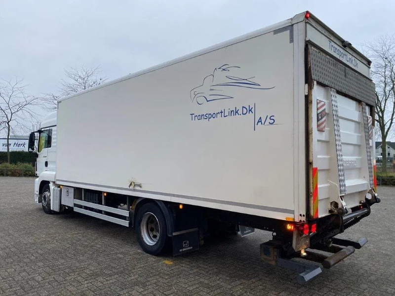 MAN TGS18.360 / HEATED BOX / FULL-AIR / PLATFORM / ONLY:392217 KM / MANUAL / EURO-4 / 2008 - Koffer LKW: das Bild 3 MAN TGS18.360 / HEATED BOX / FULL-AIR / PLATFORM / ONLY:392217 KM / MANUAL / EURO-4 / 2008 - Koffer LKW: das Bild 3