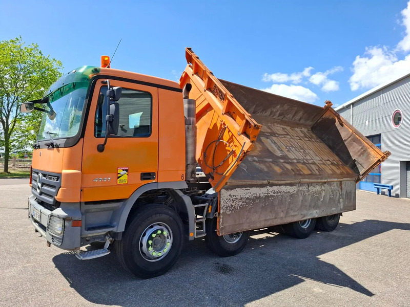Mercedes-Benz Actros 4141 / 3SIDE MEILLER TIPPER / FULL-STEEL / DRUM BRAKES / ONLY:535937 KM / 2XSTEERING AXLE / AIRCO / AUTOMATIC / EURO-3 / - Kipper: das Bild 2 Mercedes-Benz Actros 4141 / 3SIDE MEILLER TIPPER / FULL-STEEL / DRUM BRAKES / ONLY:535937 KM / 2XSTEERING AXLE / AIRCO / AUTOMATIC / EURO-3 / - Kipper: das Bild 2