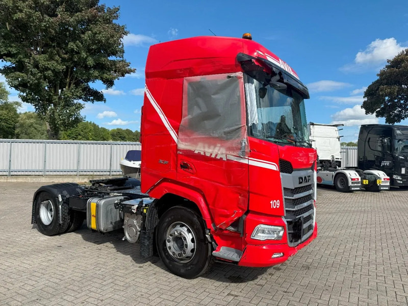 DAF XF450 FT / ENGINE RUNNING / ONLY:132521 KM / HYDRAULICS / DIGITAL DASH / DEB / HIGH CAB / AUTOMATIC / EURO-6 / 2024 - Sattelzugmaschine: das Bild 2 DAF XF450 FT / ENGINE RUNNING / ONLY:132521 KM / HYDRAULICS / DIGITAL DASH / DEB / HIGH CAB / AUTOMATIC / EURO-6 / 2024 - Sattelzugmaschine: das Bild 2