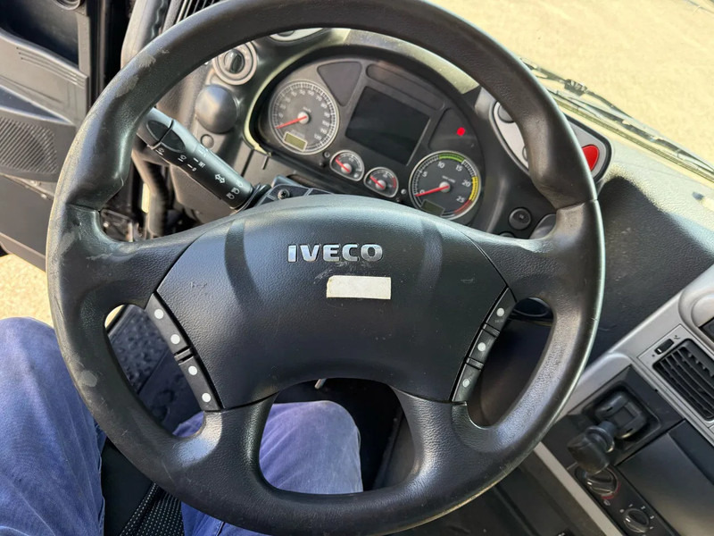 Sattelzugmaschine Iveco Stralis 500 / INTARDER / PARKCOOL / FRIDGE / 2XBED / AIRCO / SMART TACHO / AUTOMATIC / EURO-4 / 2008: das Bild 12