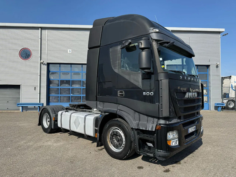 Iveco Stralis 500 / INTARDER / PARKCOOL / FRIDGE / 2XBED / AIRCO / SMART TACHO / AUTOMATIC / EURO-4 / 2008 - Sattelzugmaschine: das Bild 2 Iveco Stralis 500 / INTARDER / PARKCOOL / FRIDGE / 2XBED / AIRCO / SMART TACHO / AUTOMATIC / EURO-4 / 2008 - Sattelzugmaschine: das Bild 2