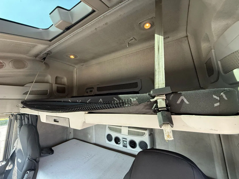 Sattelzugmaschine Iveco Stralis 500 / INTARDER / PARKCOOL / FRIDGE / 2XBED / AIRCO / SMART TACHO / AUTOMATIC / EURO-4 / 2008: das Bild 18