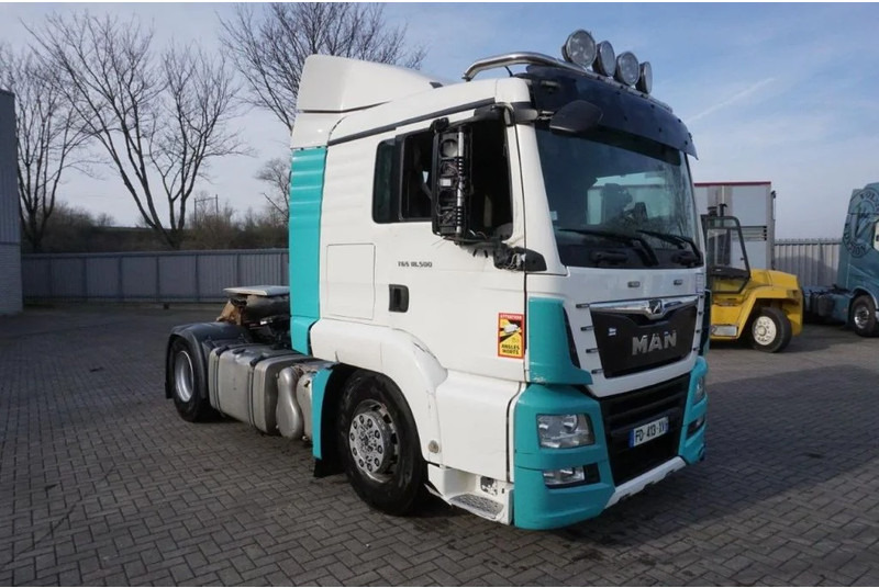 MAN TGS18.500 / AUTOMATIC / RETARDER / LOW ROOF / FULL AIR / NO DOCUMENTS / EURO-6 / 2019 - Sattelzugmaschine: das Bild 2 MAN TGS18.500 / AUTOMATIC / RETARDER / LOW ROOF / FULL AIR / NO DOCUMENTS / EURO-6 / 2019 - Sattelzugmaschine: das Bild 2