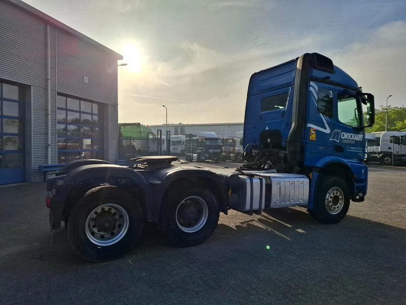 Mercedes-Benz Arocs 2851 / 6X4 / HYDRAULICS / BIG AXLE / ALCOA / AIRCO / AUTOMATIC / EURO-6 / 2015 - Sattelzugmaschine: das Bild 5 Mercedes-Benz Arocs 2851 / 6X4 / HYDRAULICS / BIG AXLE / ALCOA / AIRCO / AUTOMATIC / EURO-6 / 2015 - Sattelzugmaschine: das Bild 5