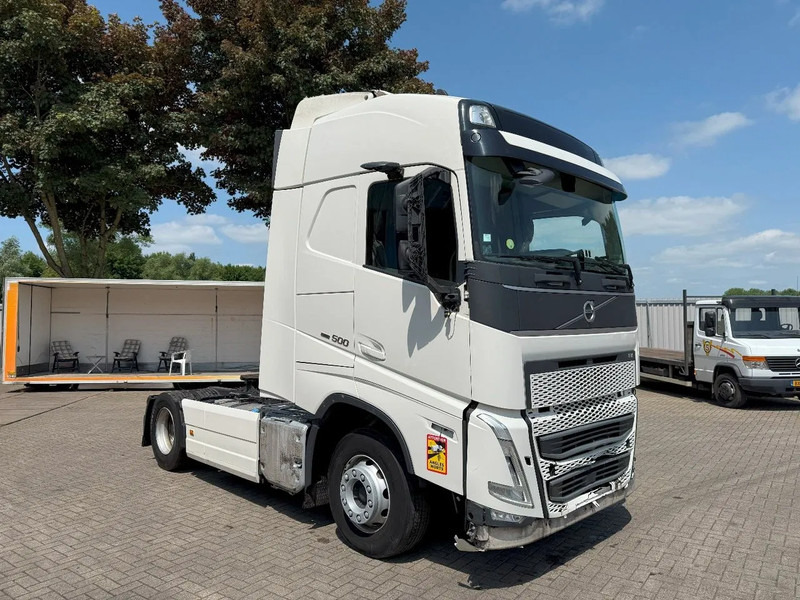 Volvo FH5-500 / ENGINE RUNNING / TURBO COMPOUND / ONLY:434243 KM / VEB+ / PARKCOOL / DOUBLE TANK / EURO-6 / 2021 - Sattelzugmaschine: das Bild 2 Volvo FH5-500 / ENGINE RUNNING / TURBO COMPOUND / ONLY:434243 KM / VEB+ / PARKCOOL / DOUBLE TANK / EURO-6 / 2021 - Sattelzugmaschine: das Bild 2