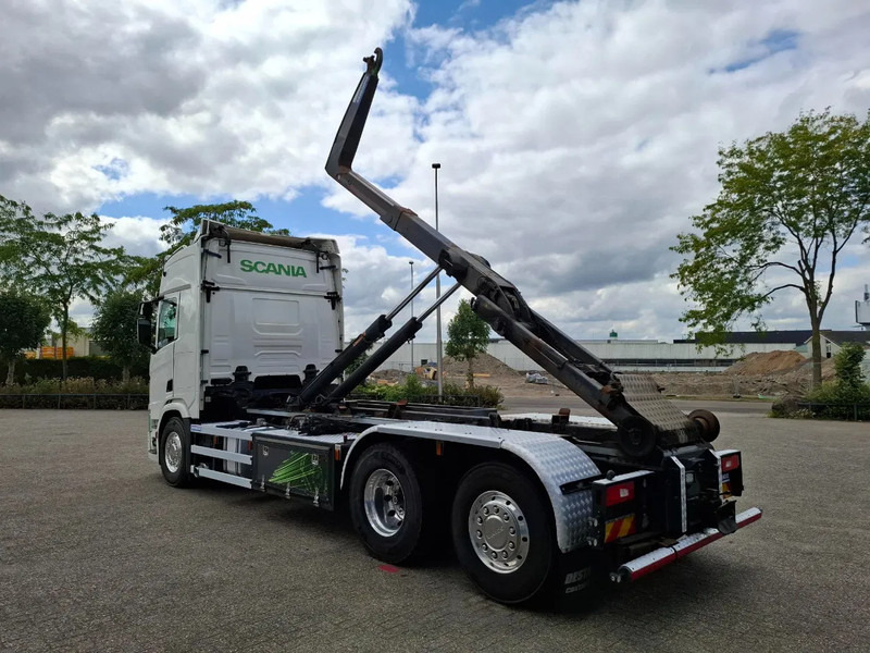 Scania NGS R500 / RETARDER / AJK HOOK 22 TON / LIFT+LENKACHSE / TUV:17-06-2026 / NAVI / LWDS / ALCOA / LEATHER / AUTOMATIC / EURO-6 / 2 - Abrollkipper: das Bild 3 Scania NGS R500 / RETARDER / AJK HOOK 22 TON / LIFT+LENKACHSE / TUV:17-06-2026 / NAVI / LWDS / ALCOA / LEATHER / AUTOMATIC / EURO-6 / 2 - Abrollkipper: das Bild 3