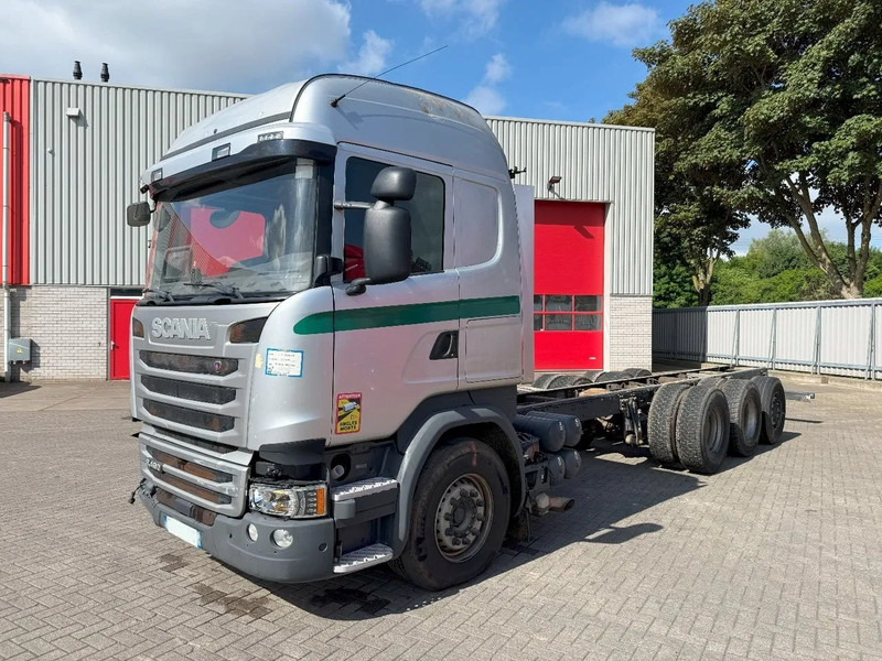 Scania R490 / 8X4 / ENGINE RUNNING / RETARDER / 9 TON FRONT AXLE / LIFT+LENKACHSE / AUTOMATIC / EURO-6 / 2017 - Fahrgestell LKW: das Bild 1 Scania R490 / 8X4 / ENGINE RUNNING / RETARDER / 9 TON FRONT AXLE / LIFT+LENKACHSE / AUTOMATIC / EURO-6 / 2017 - Fahrgestell LKW: das Bild 1