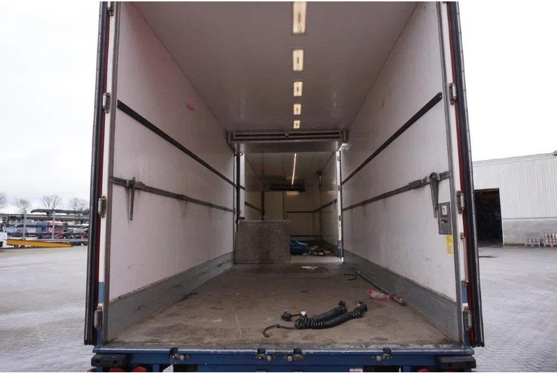 Tracon UDEN TM.180 / NL TRAILER / THROUGH-LOADING SYSTEM / ISOLATED / ALCOA / PLATFORM 2000 KG / 2003 - Kühlkoffer Anhänger: das Bild 5 Tracon UDEN TM.180 / NL TRAILER / THROUGH-LOADING SYSTEM / ISOLATED / ALCOA / PLATFORM 2000 KG / 2003 - Kühlkoffer Anhänger: das Bild 5