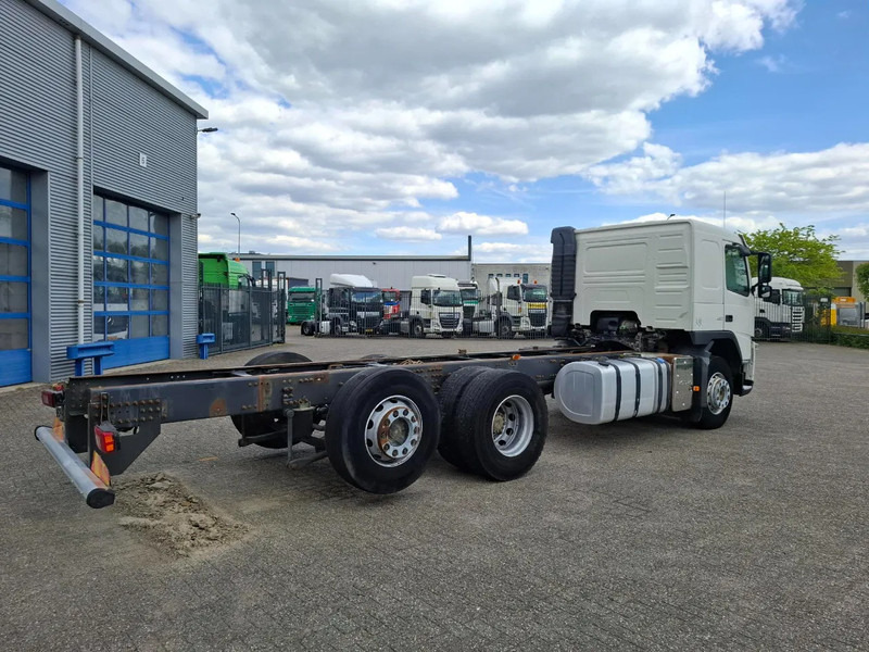 Volvo FM13-420 / VEB+ / LIFT+LENKACHSE / INLINER / AIRCO / AUTOMATIC / EURO-5 / 2011 - Fahrgestell LKW: das Bild 5 Volvo FM13-420 / VEB+ / LIFT+LENKACHSE / INLINER / AIRCO / AUTOMATIC / EURO-5 / 2011 - Fahrgestell LKW: das Bild 5