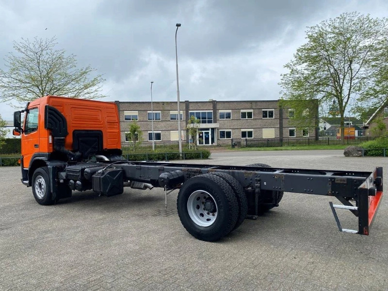 Volvo FM9-260 / HYDRAULICS / NL TRUCK / AUTOMATIC / EURO-3 / 2005 - Fahrgestell LKW: das Bild 3 Volvo FM9-260 / HYDRAULICS / NL TRUCK / AUTOMATIC / EURO-3 / 2005 - Fahrgestell LKW: das Bild 3