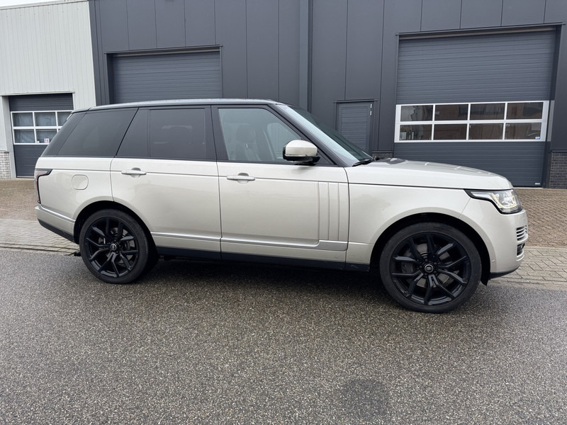 Land Rover Range Rover 4.4 SDV8, Autobio,Std-Heiz,Massage,Soft-Close, Full - PKW: das Bild 2 Land Rover Range Rover 4.4 SDV8, Autobio,Std-Heiz,Massage,Soft-Close, Full - PKW: das Bild 2
