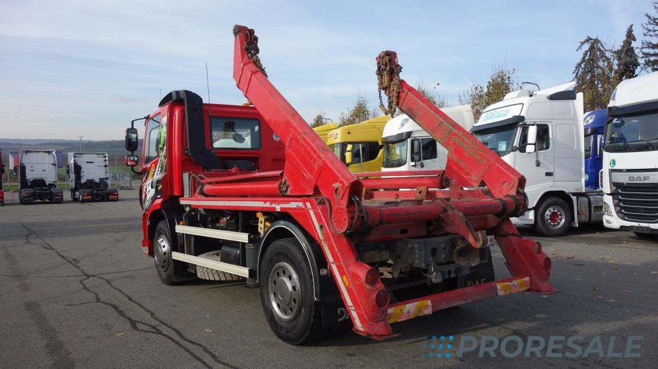 DAF CF 370 FA Day Cab EURO 6 řetězový nosič kontejnerů AK12 - Absetzkipper: das Bild 3 DAF CF 370 FA Day Cab EURO 6 řetězový nosič kontejnerů AK12 - Absetzkipper: das Bild 3