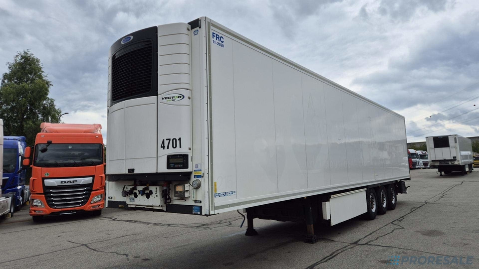 KRONE COOL LINER SD mrazírenský - MULTITEMP - dělící stěna + agregát CARRIER VECTOR 1950 Mt - Kühlkoffer Auflieger: das Bild 2 KRONE COOL LINER SD mrazírenský - MULTITEMP - dělící stěna + agregát CARRIER VECTOR 1950 Mt - Kühlkoffer Auflieger: das Bild 2