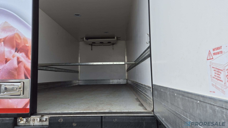 VOLVO FL 250 BB EURO 6 - mrazírna + CARRIER XARIOS 600 EL MAXI - Kühlkoffer LKW: das Bild 5 VOLVO FL 250 BB EURO 6 - mrazírna + CARRIER XARIOS 600 EL MAXI - Kühlkoffer LKW: das Bild 5