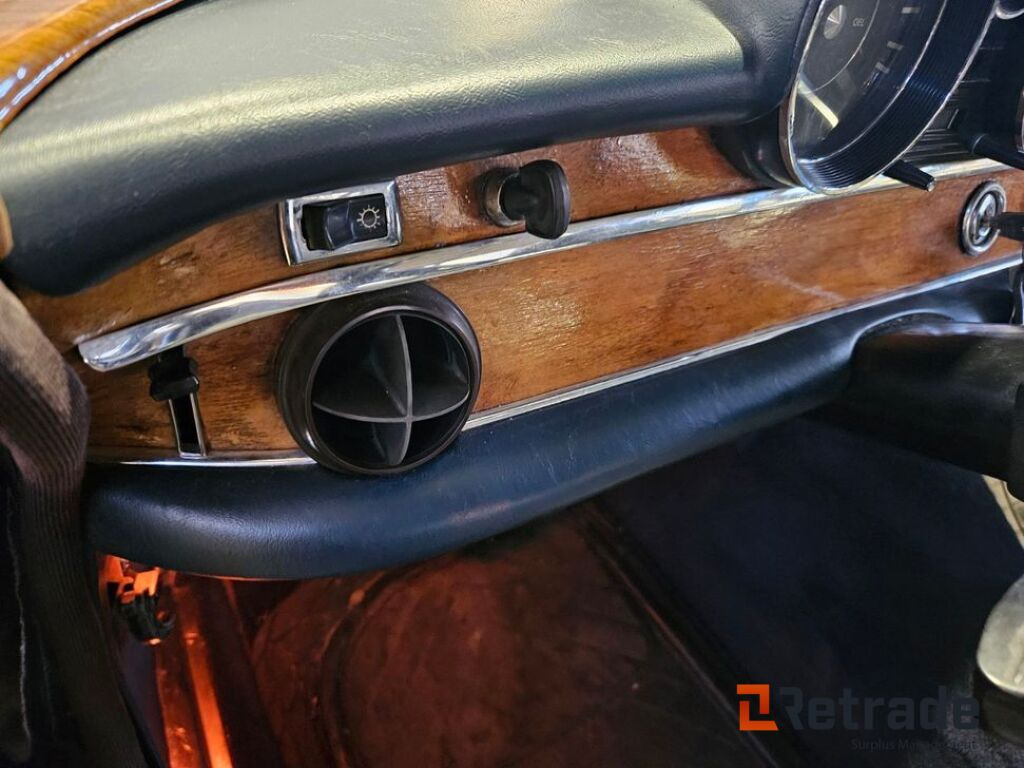 1966mod. MERCEDES 250 - PKW: das Bild 3 1966mod. MERCEDES 250 - PKW: das Bild 3