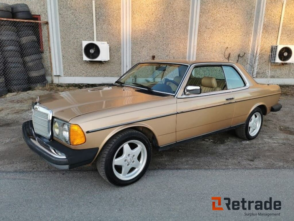 84mod MB 300Cd Turbodiesel Coupe - PKW: das Bild 1 84mod MB 300Cd Turbodiesel Coupe - PKW: das Bild 1