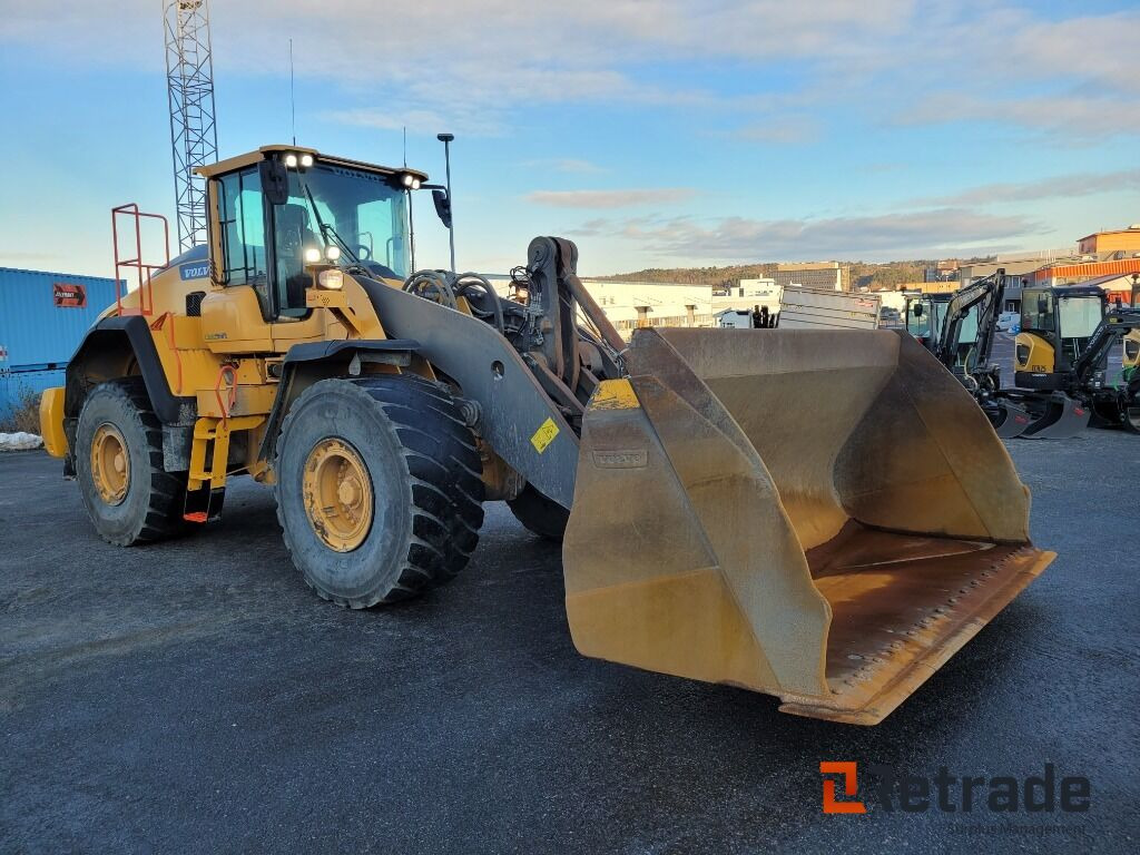 Hjullastare Volvo L 180H med skopa - Baumaschine: das Bild 2 Hjullastare Volvo L 180H med skopa - Baumaschine: das Bild 2