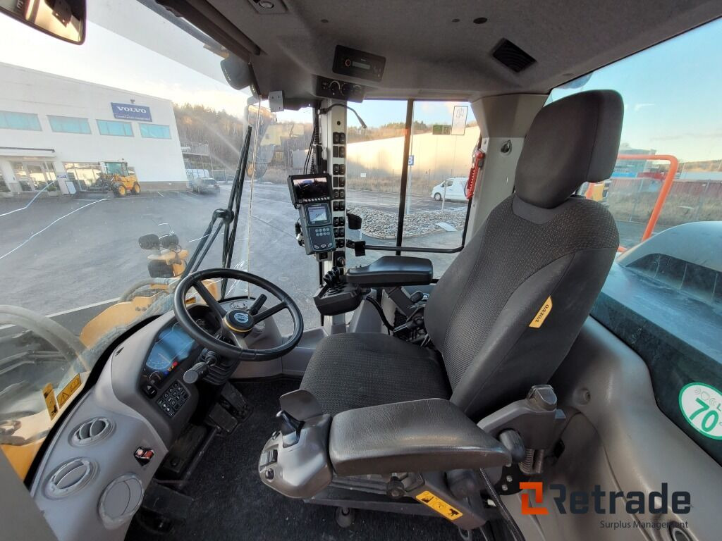 Hjullastare Volvo L 180H med skopa - Baumaschine: das Bild 5 Hjullastare Volvo L 180H med skopa - Baumaschine: das Bild 5