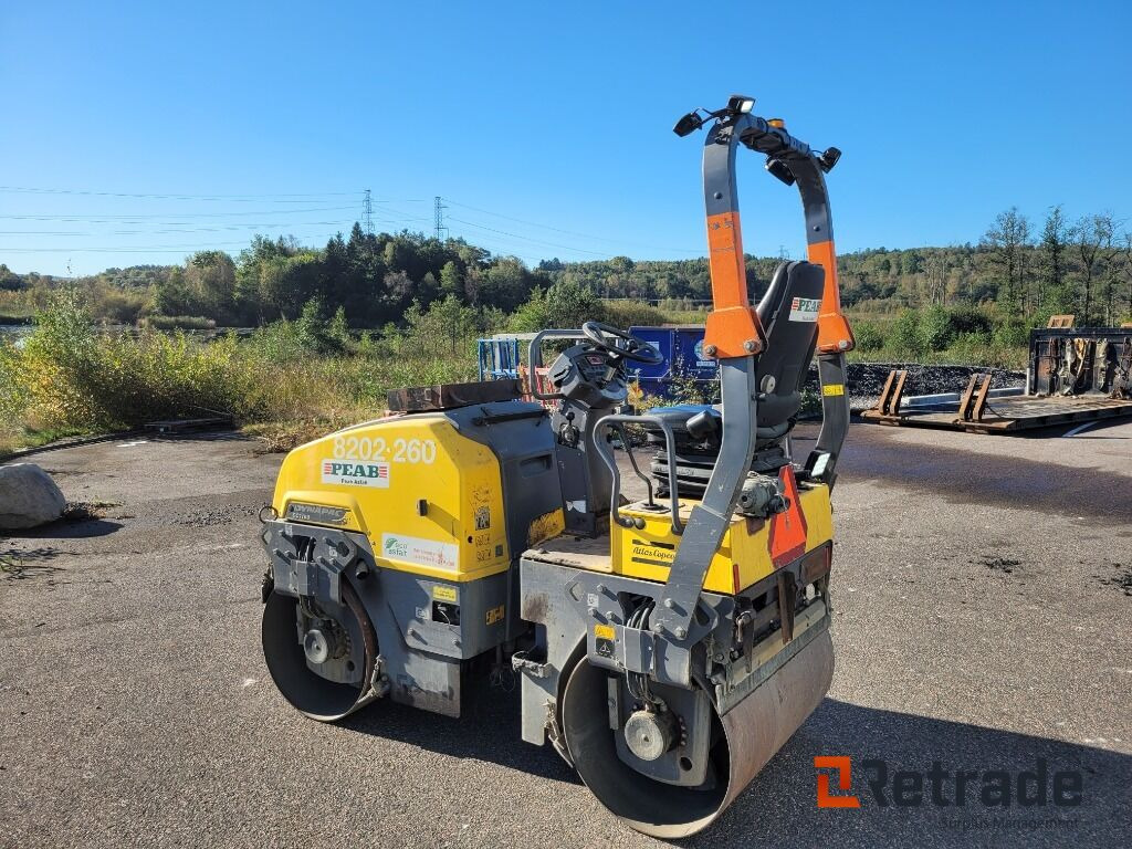 Vält Dynapac CC1100 Plus - Baumaschine: das Bild 4 Vält Dynapac CC1100 Plus - Baumaschine: das Bild 4